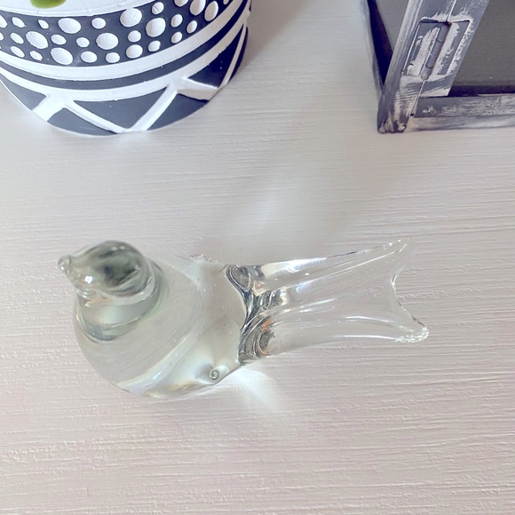 Vintage 4x3” glass paperweight bird dove. - Picture 2 of 6